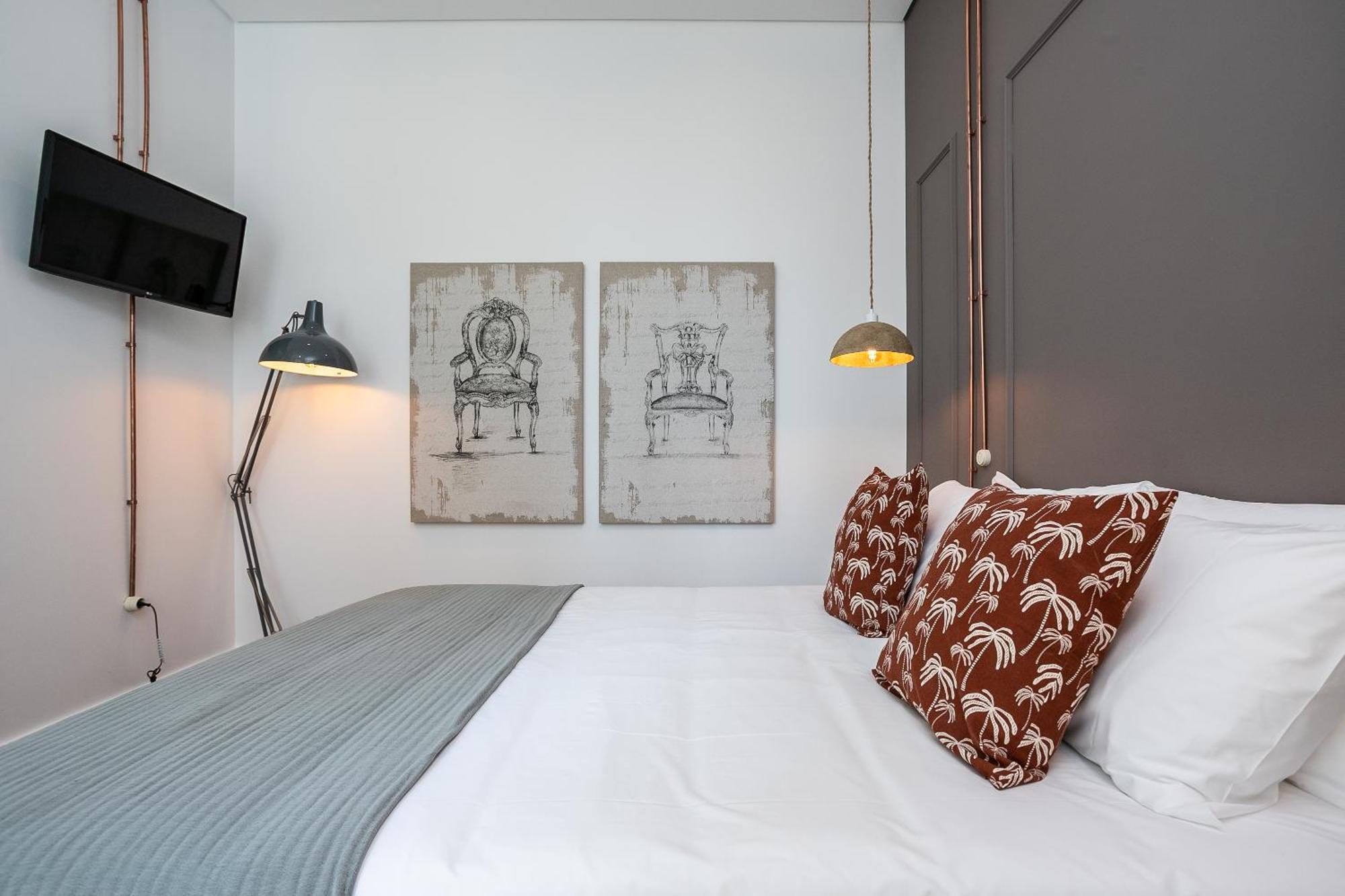 Dona Simone Boutique Suites & Studios - By @ Rita'S Place 法鲁区 外观 照片