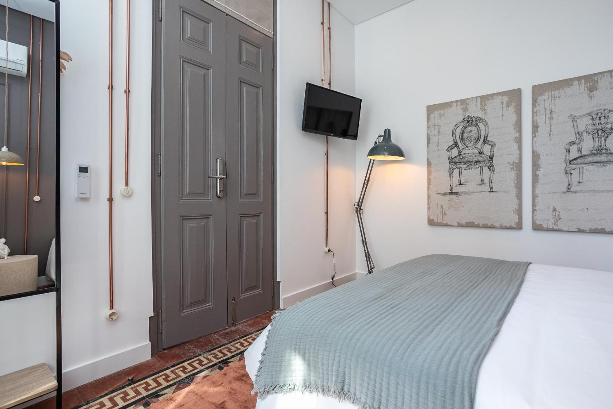 Dona Simone Boutique Suites & Studios - By @ Rita'S Place 法鲁区 外观 照片