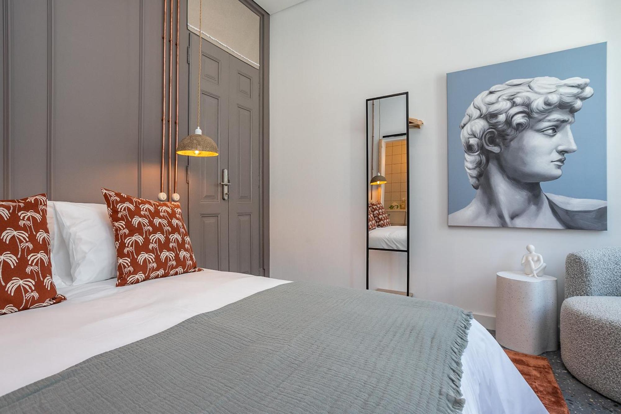 Dona Simone Boutique Suites & Studios - By @ Rita'S Place 法鲁区 外观 照片