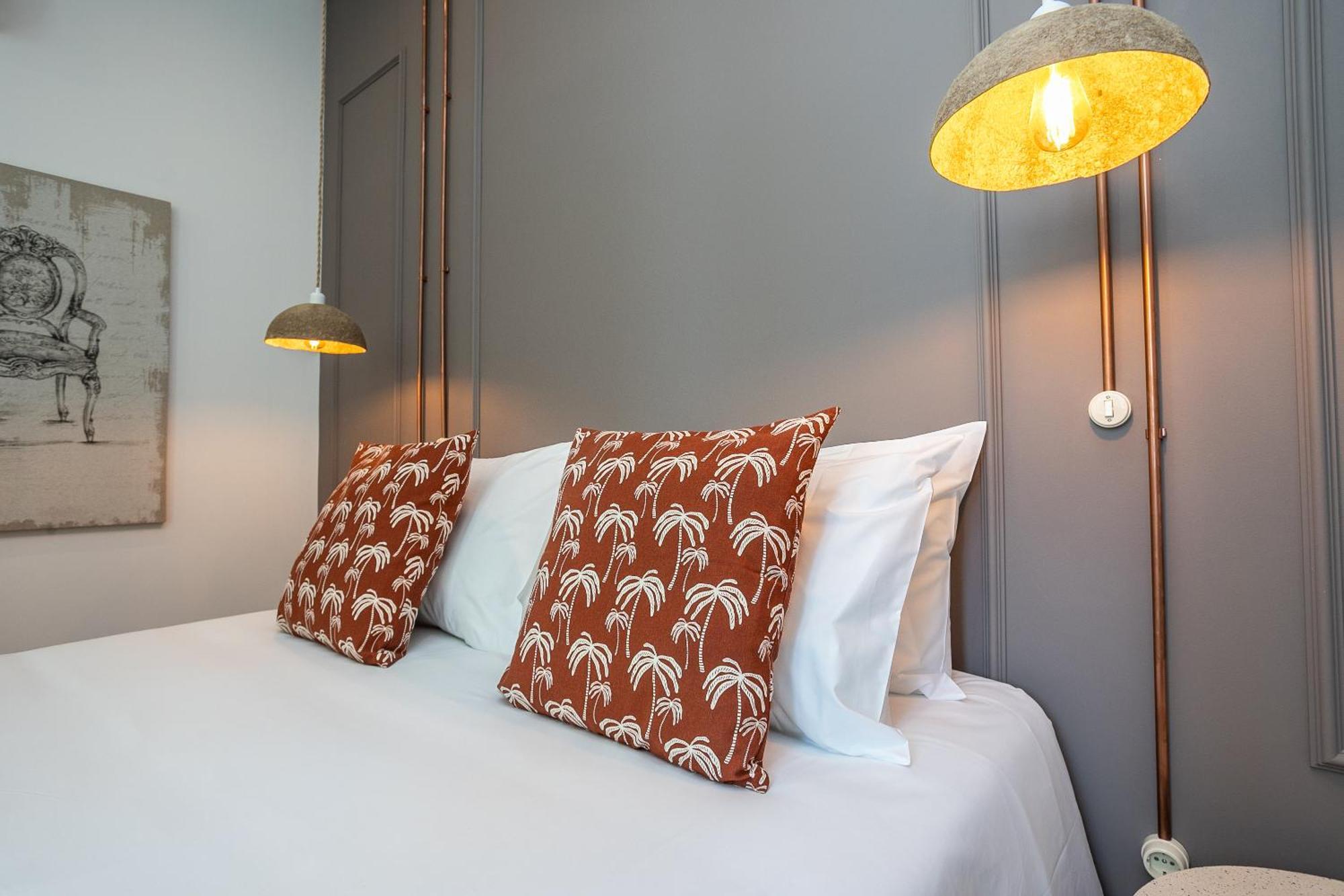 Dona Simone Boutique Suites & Studios - By @ Rita'S Place 法鲁区 外观 照片