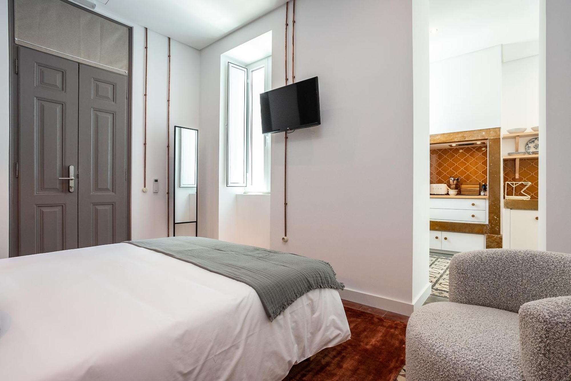 Dona Simone Boutique Suites & Studios - By @ Rita'S Place 法鲁区 外观 照片