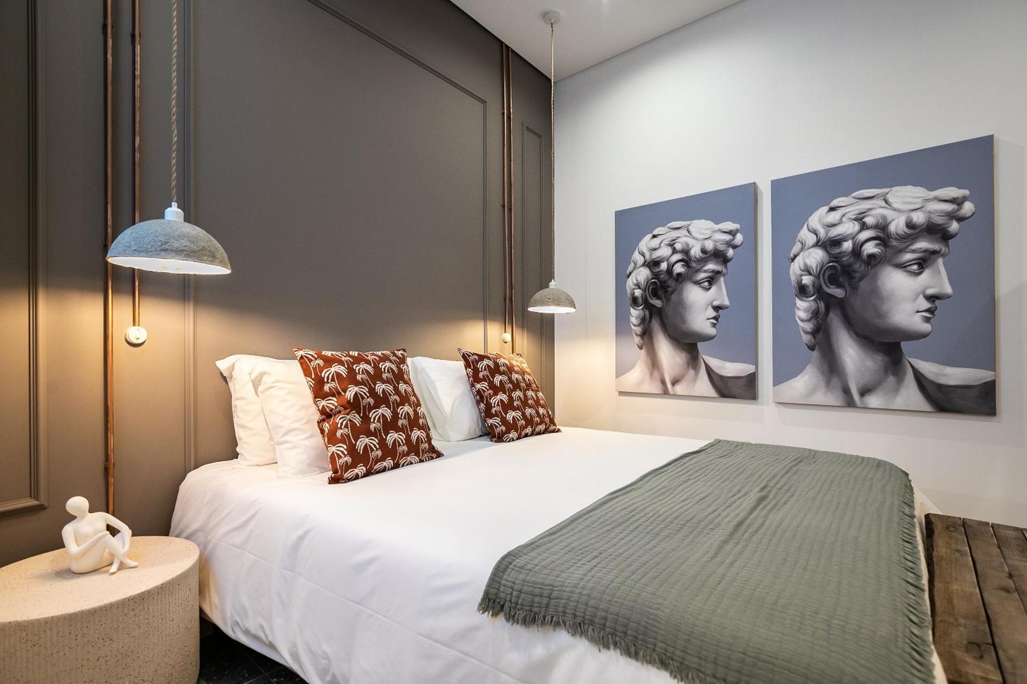 Dona Simone Boutique Suites & Studios - By @ Rita'S Place 法鲁区 外观 照片